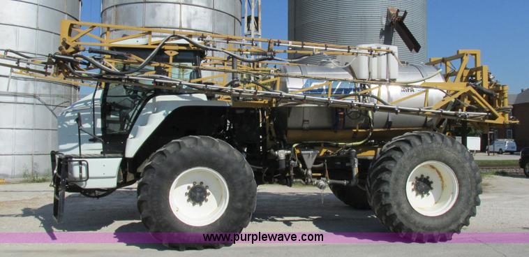 image for item AW9887 2004 GVM Prowler 1149T self-propelled sprayer/dry spreader