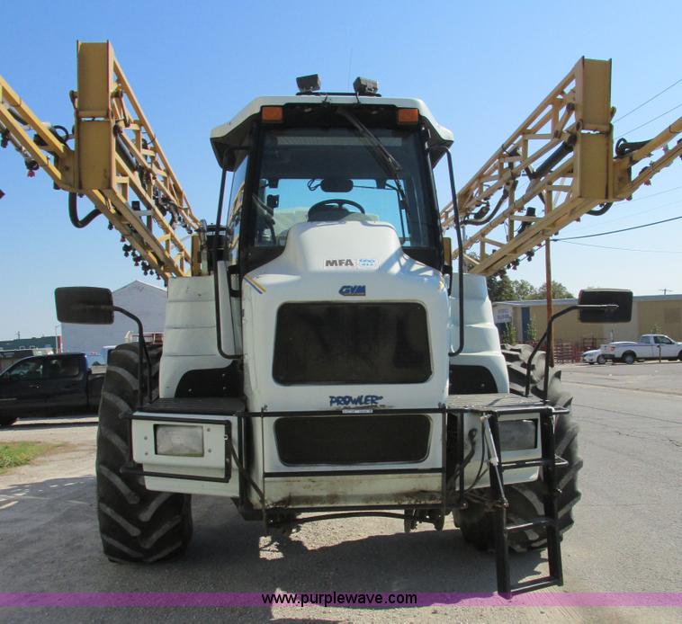 image for item AW9887 2004 GVM Prowler 1149T self-propelled sprayer/dry spreader