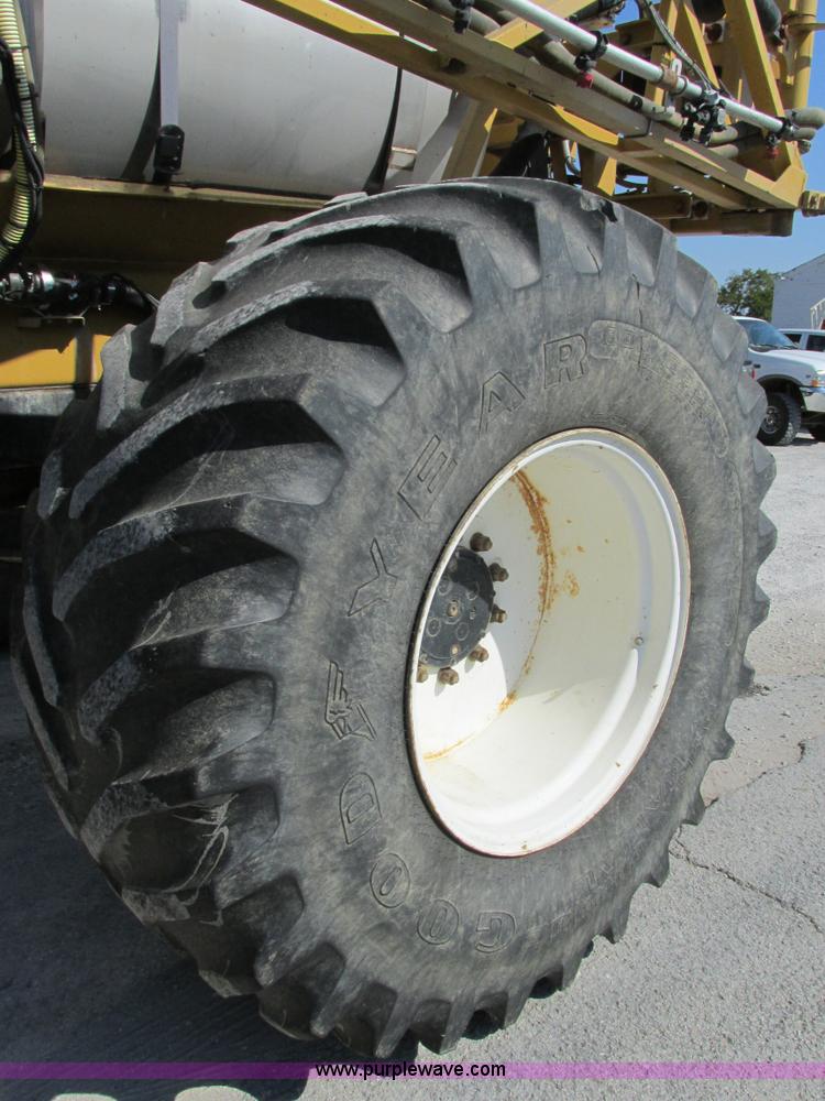 image for item AW9887 2004 GVM Prowler 1149T self-propelled sprayer/dry spreader