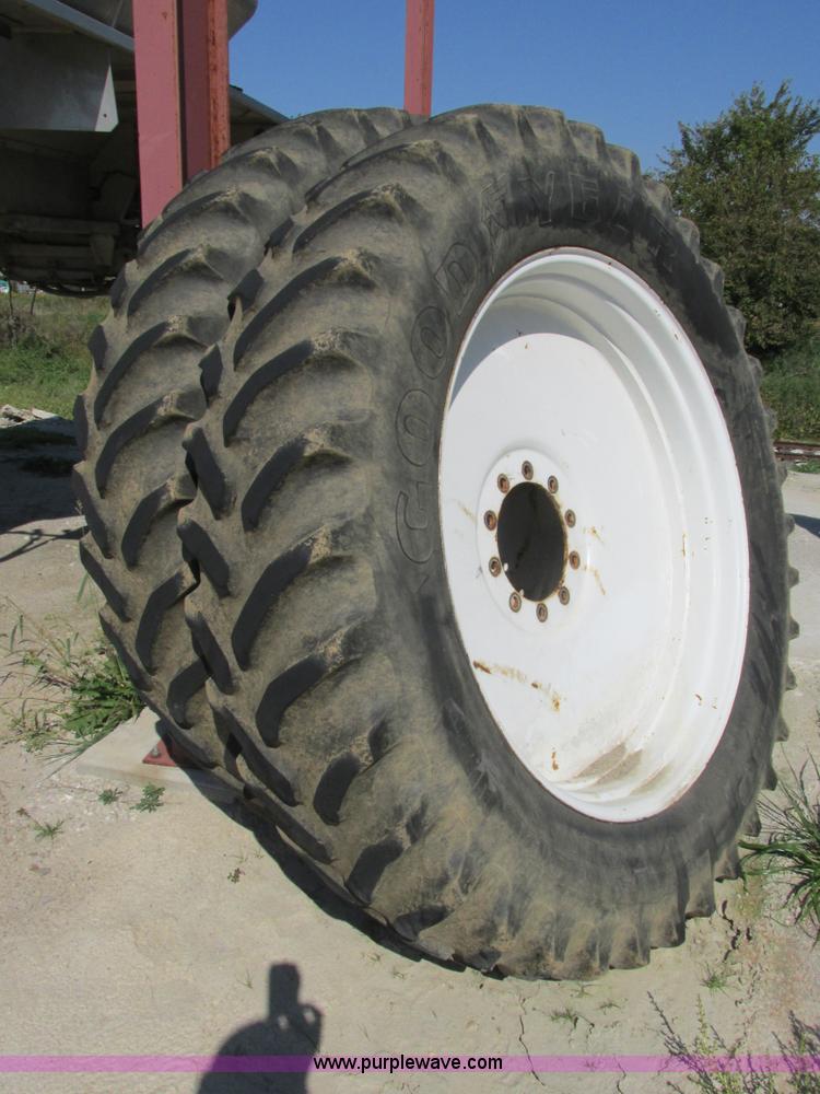 image for item AW9887 2004 GVM Prowler 1149T self-propelled sprayer/dry spreader