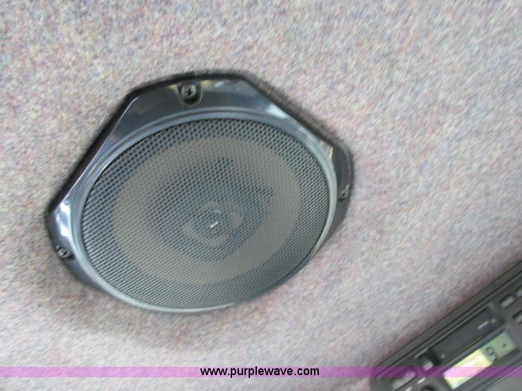 image for item AW9887 2004 GVM Prowler 1149T self-propelled sprayer/dry spreader