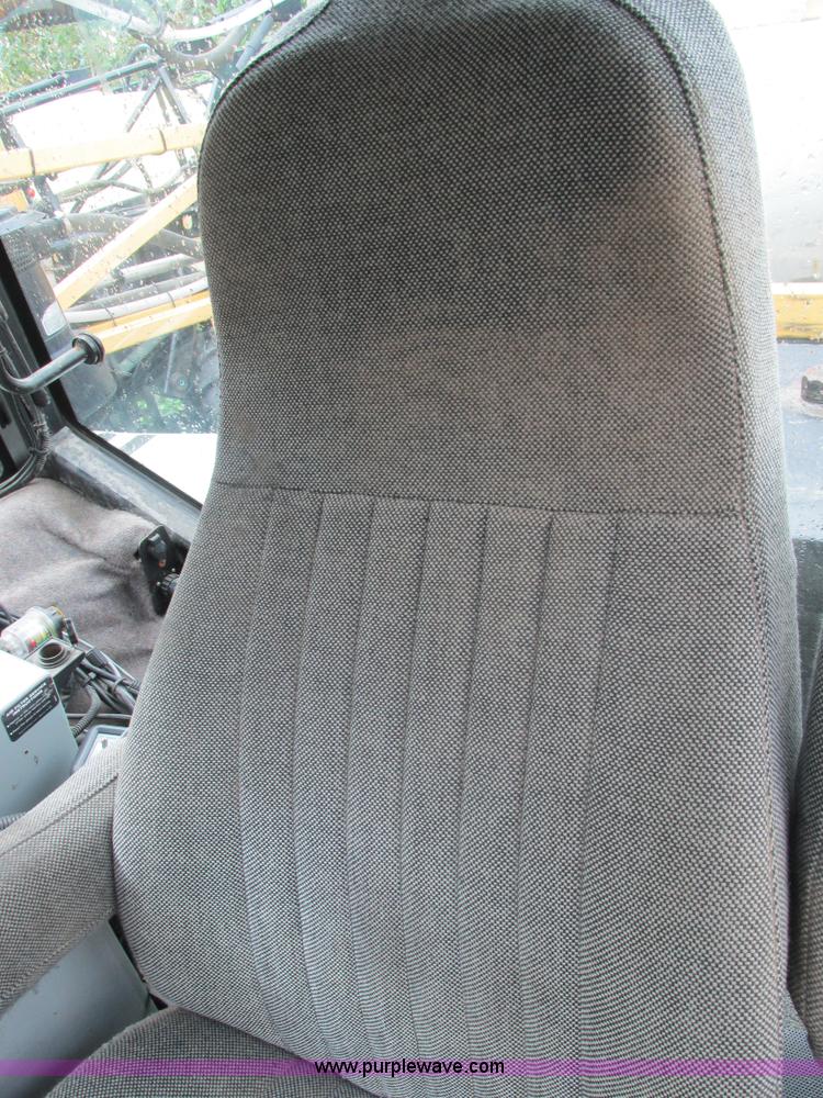 image for item AW9887 2004 GVM Prowler 1149T self-propelled sprayer/dry spreader