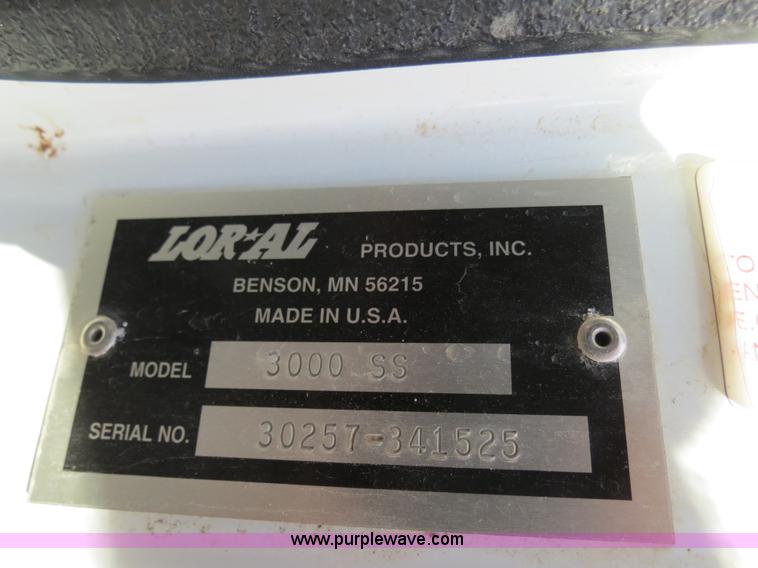 image for item B4937 2001 Loral Easy-Rider 3000 SS truck cab and chassis