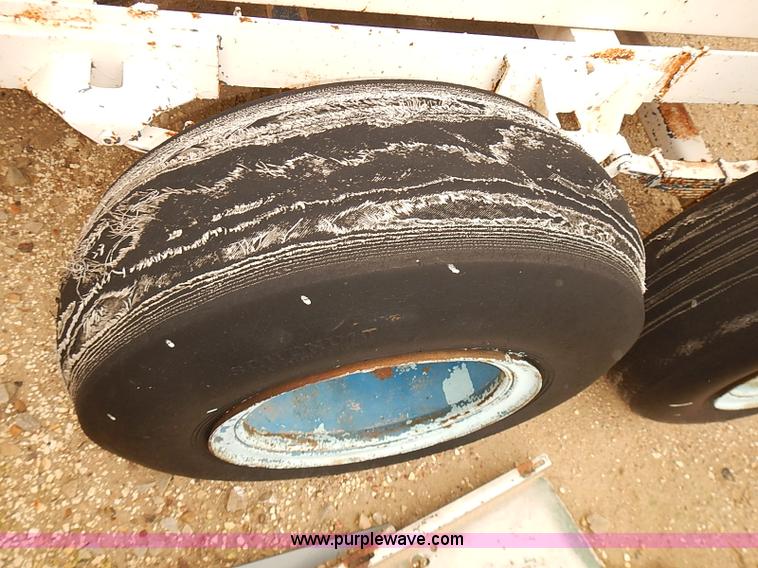 image for item BD9790 500 gallon fuel tank trailer