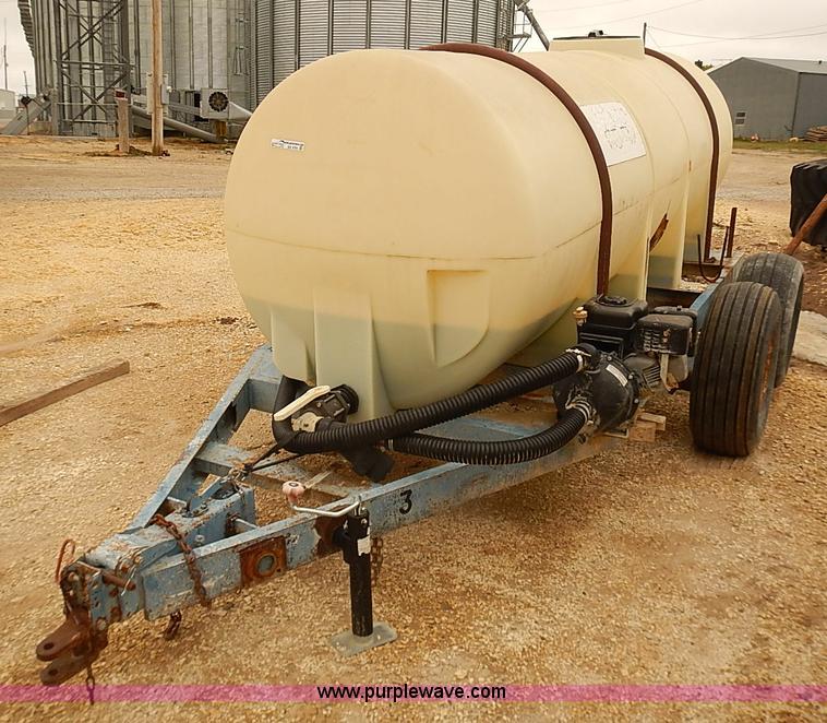 image for item BD9791 1,000 gallon liquid tender tank trailer