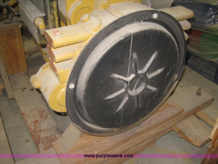 image for item BE9190 Caterpillar C-9 diesel engine