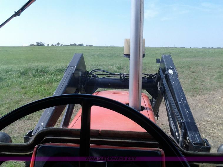 image for item D1221 Allis Chalmers 7040 tractor