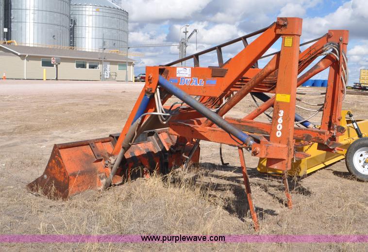 image for item F2058 Du-Al 3600 loader