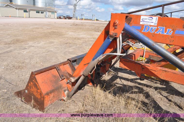 image for item F2058 Du-Al 3600 loader