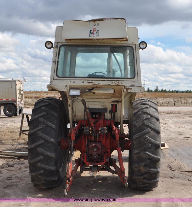 image for item F2059 1972 International 1066 Hydro tractor