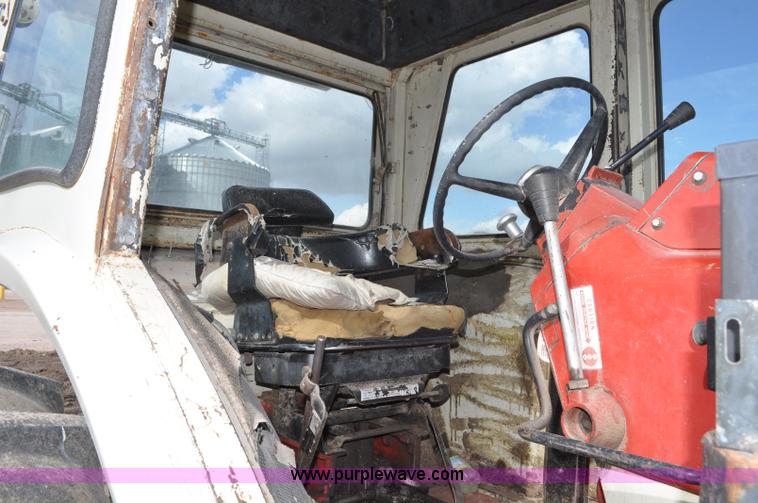 image for item F2059 1972 International 1066 Hydro tractor