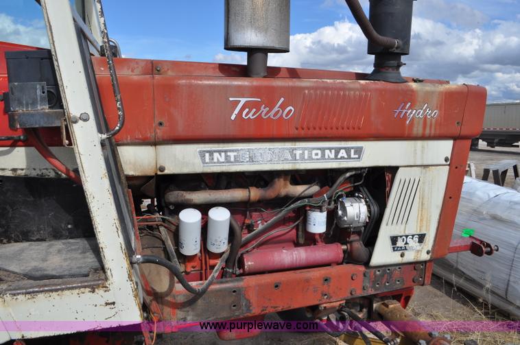 image for item F2059 1972 International 1066 Hydro tractor