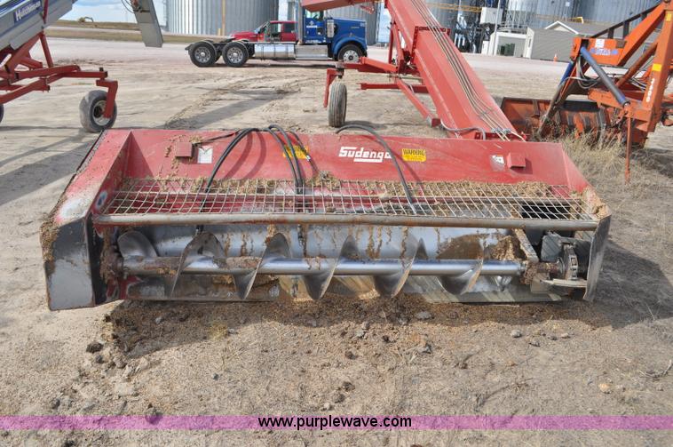 image for item F2062 Sudenga Industries grain scoop