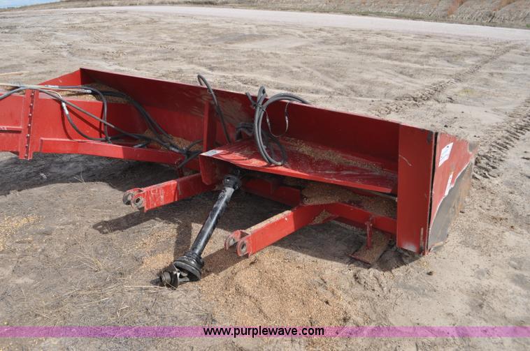 image for item F2062 Sudenga Industries grain scoop