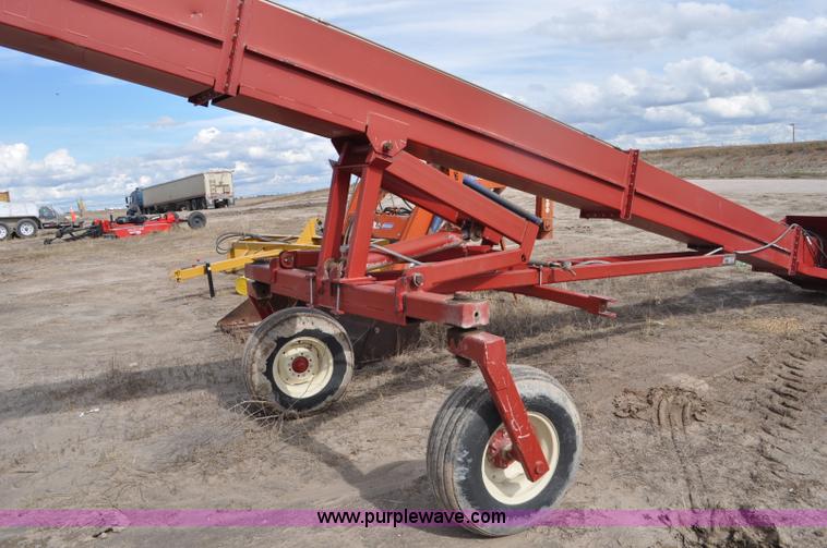 image for item F2062 Sudenga Industries grain scoop