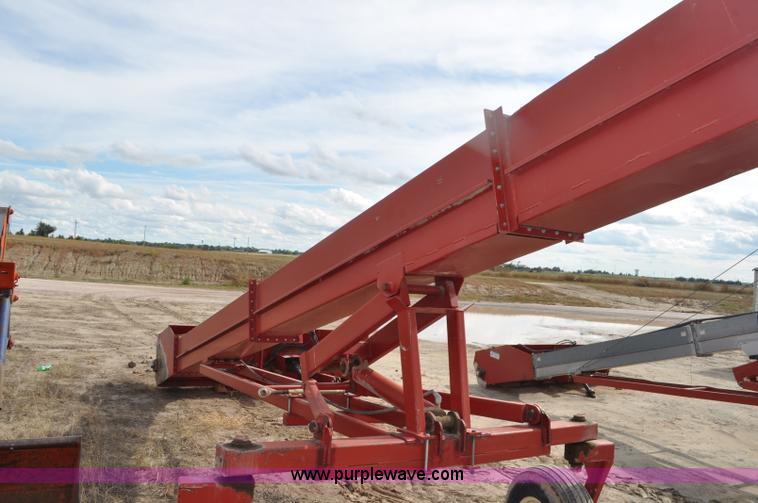 image for item F2062 Sudenga Industries grain scoop