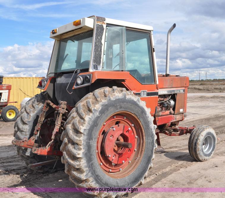 image for item F2063 1980 International Hydro 186 tractor