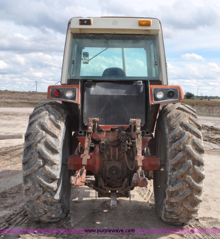 image for item F2063 1980 International Hydro 186 tractor