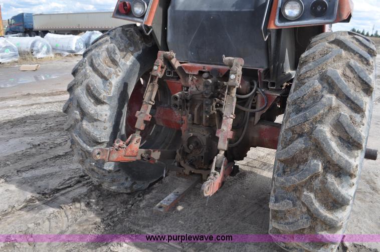 image for item F2063 1980 International Hydro 186 tractor