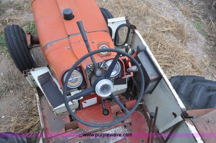 image for item F2064 1967 International 806 Wheatland tractor