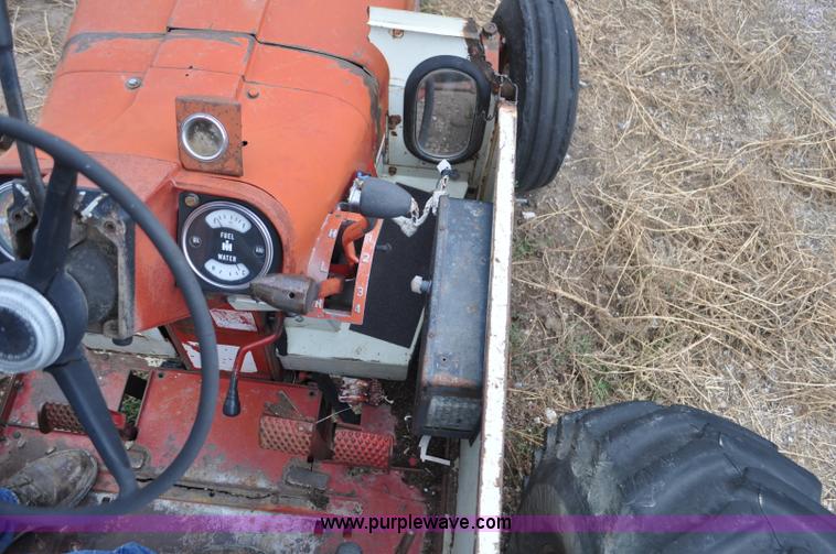 image for item F2064 1967 International 806 Wheatland tractor