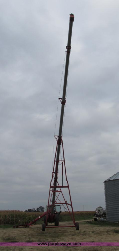 image for item G9932 2007 Peck 120482 grain auger