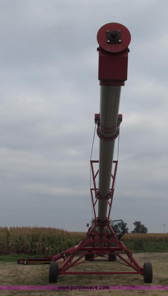 2007 Peck 120482 grain auger in Sloan, IA | Item G9932 sold | Purple Wave