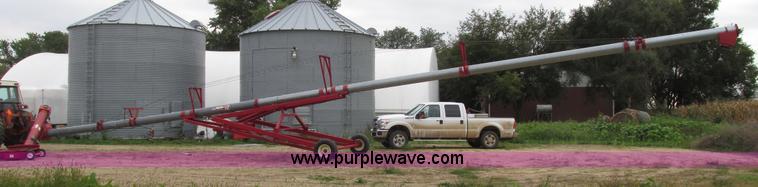 image for item G9932 2007 Peck 120482 grain auger