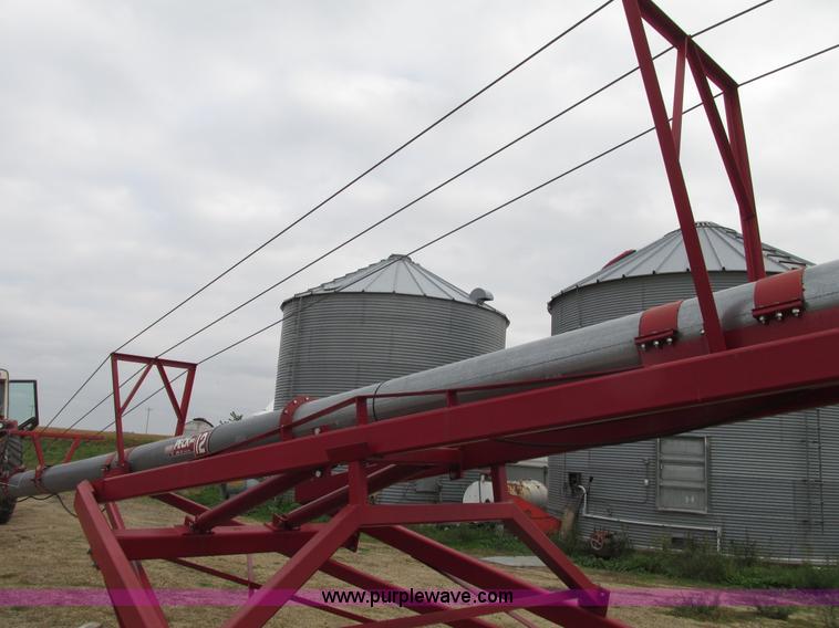 image for item G9932 2007 Peck 120482 grain auger