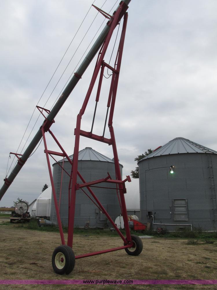 image for item G9932 2007 Peck 120482 grain auger