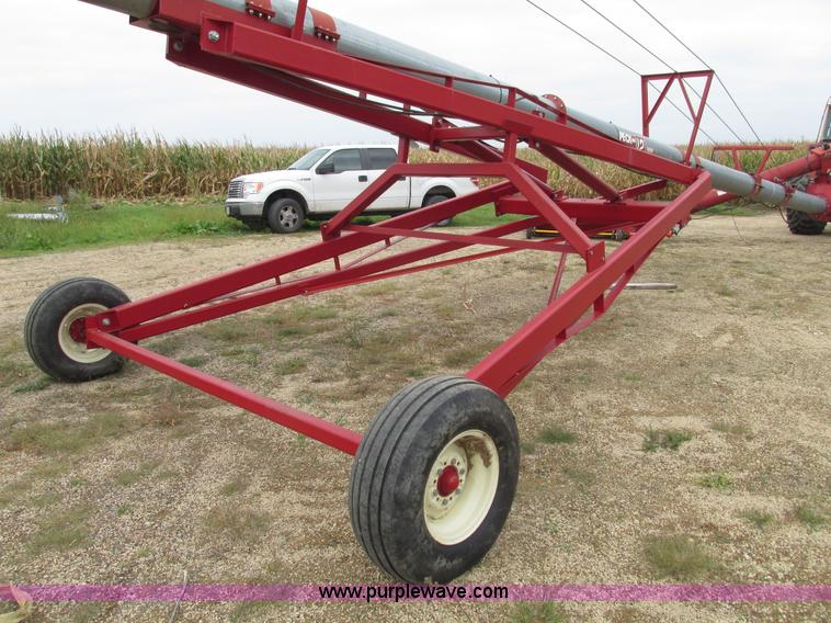 image for item G9932 2007 Peck 120482 grain auger