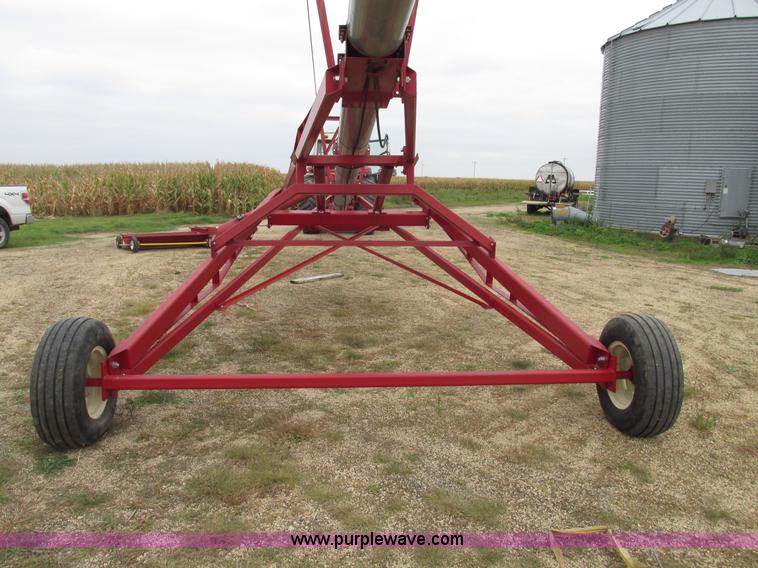 image for item G9932 2007 Peck 120482 grain auger