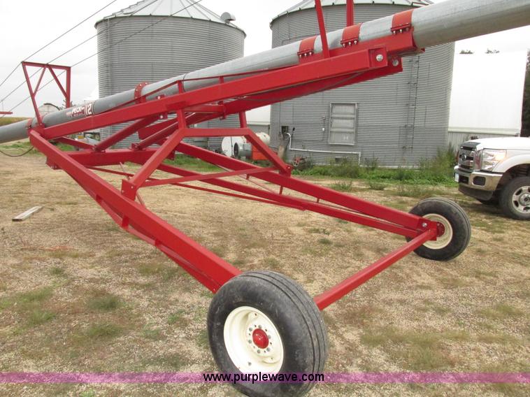 image for item G9932 2007 Peck 120482 grain auger