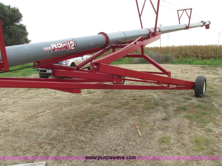 image for item G9932 2007 Peck 120482 grain auger
