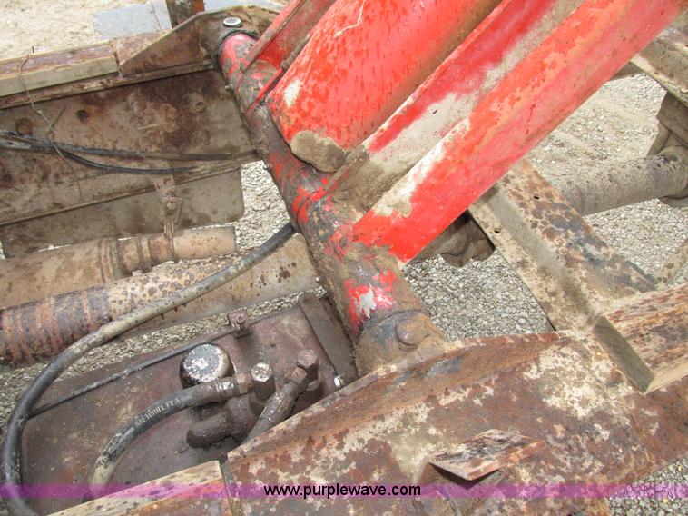 image for item G9937 1971 Ford LN600 Custom Cab grain truck