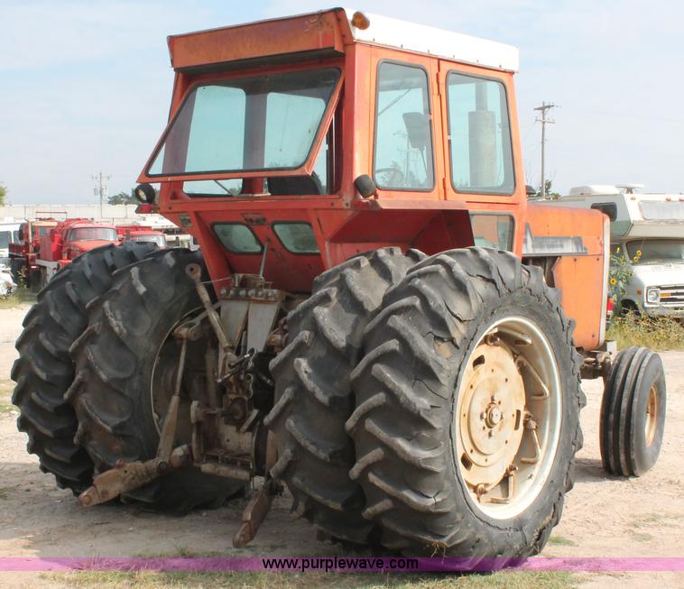 image for item H5607 1977 Massey-Ferguson 1155 tractor