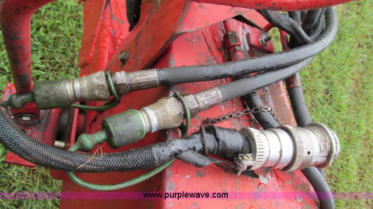 image for item I3225 1989 New Holland 853 round baler