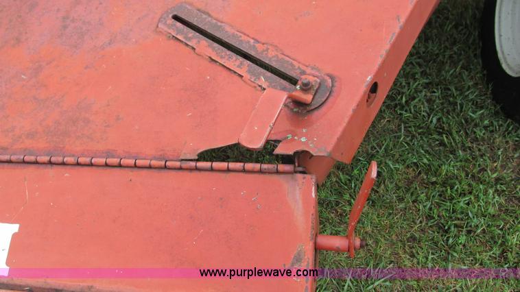 image for item I3226 Hesston 1120 mower conditioner
