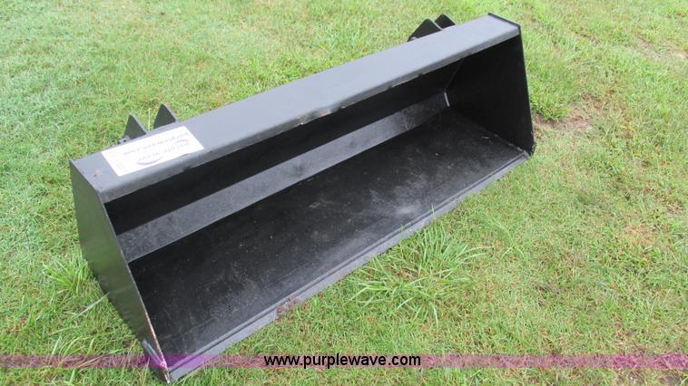 image for item I3227 60"W bucket