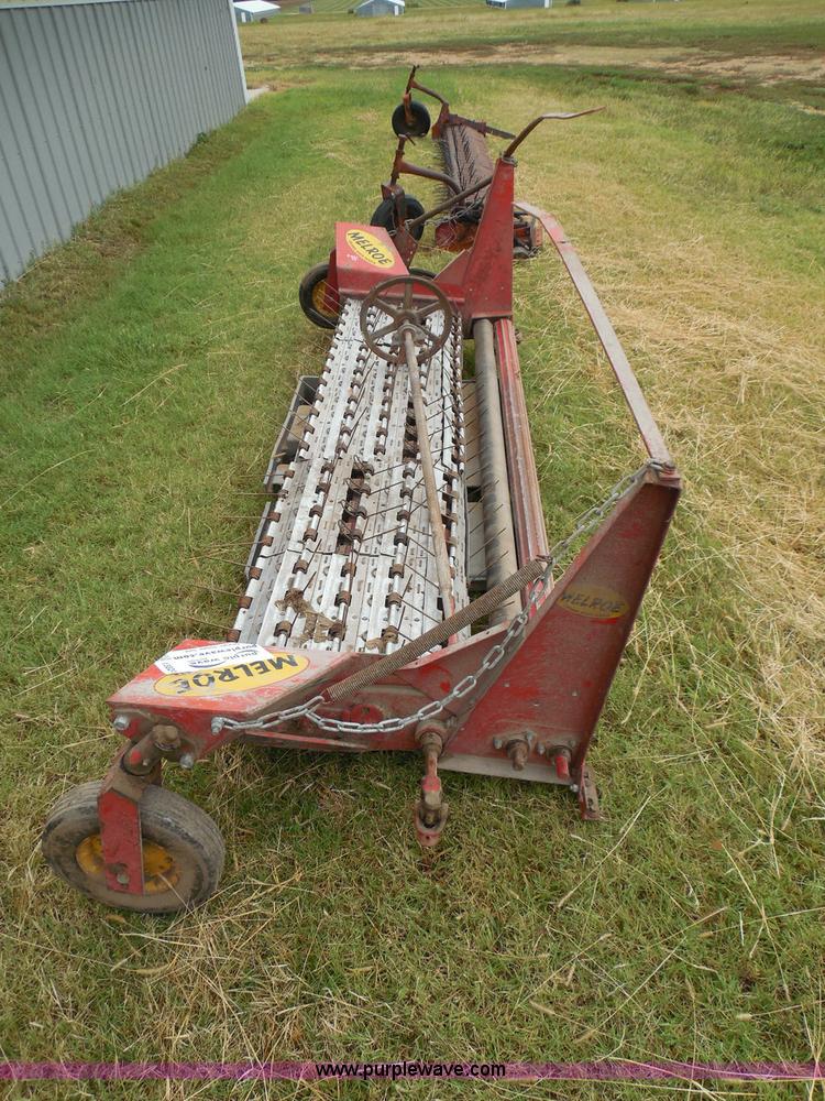 image for item I3324 Melroe pickup unit