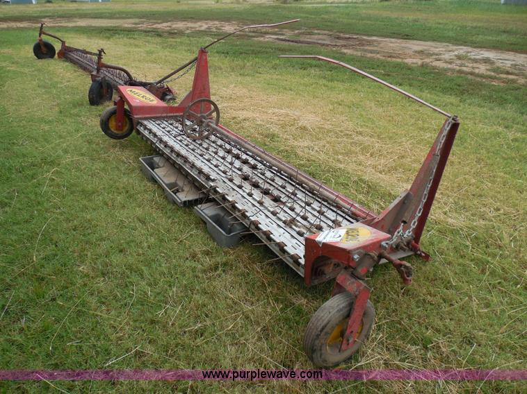 image for item I3324 Melroe pickup unit