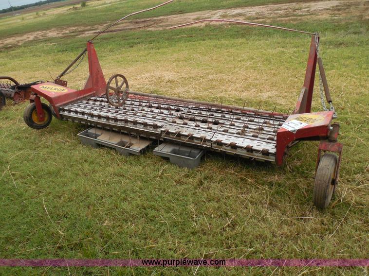 image for item I3324 Melroe pickup unit