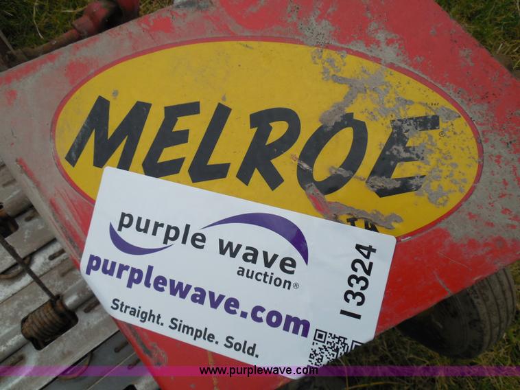 image for item I3324 Melroe pickup unit