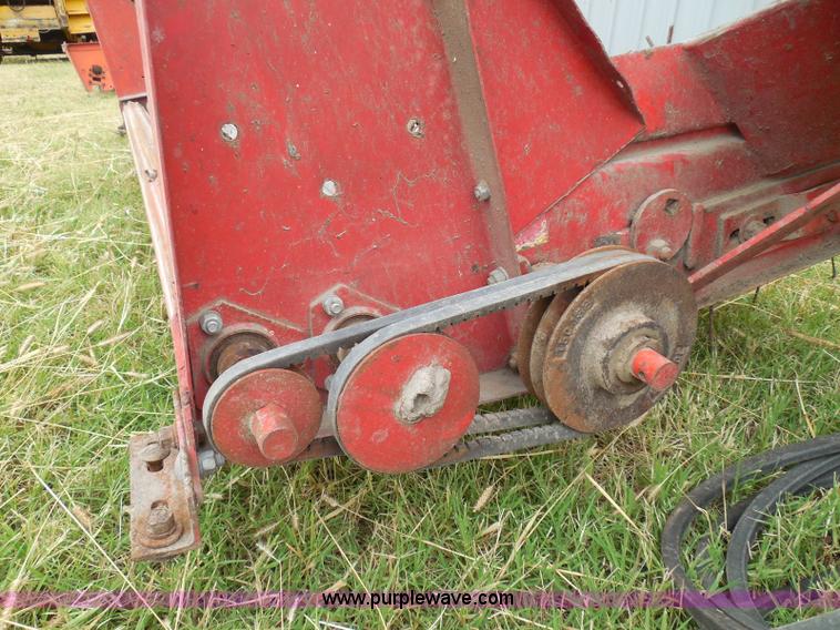 image for item I3324 Melroe pickup unit