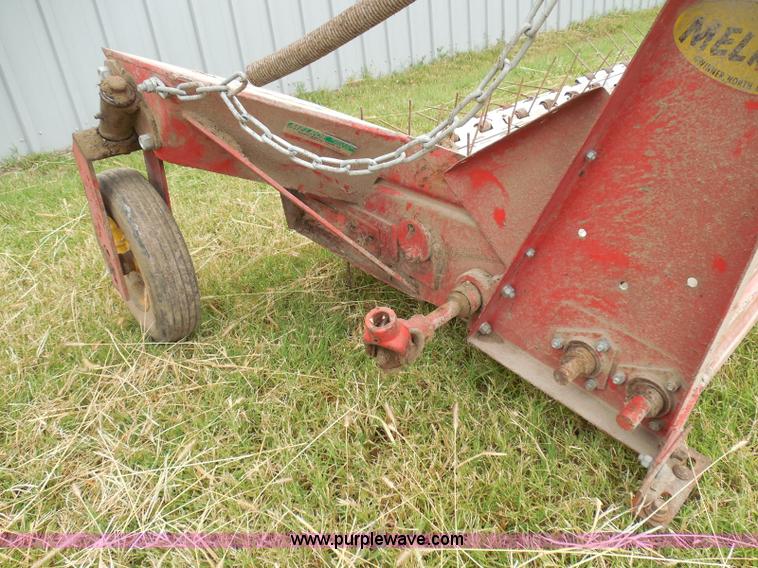 image for item I3324 Melroe pickup unit