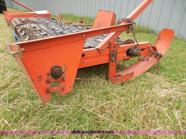 image for item I3325 Windrow pickup unit