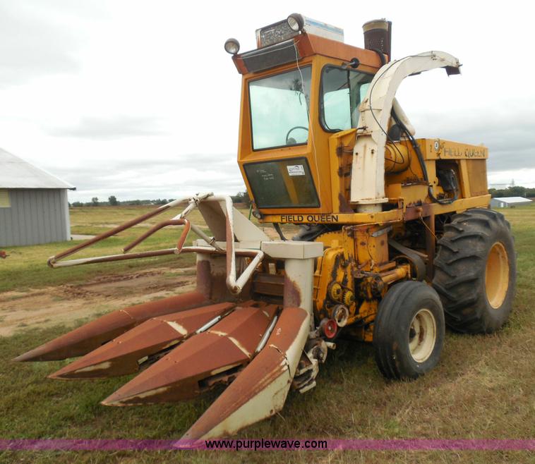 image for item I3326 Field Queen FQ forage harvester