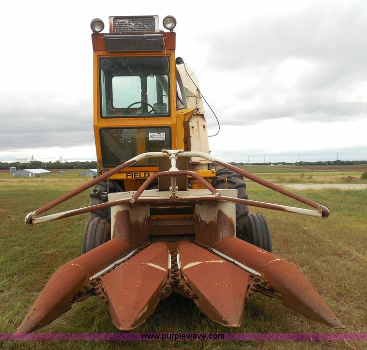image for item I3326 Field Queen FQ forage harvester