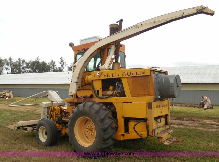 image for item I3326 Field Queen FQ forage harvester
