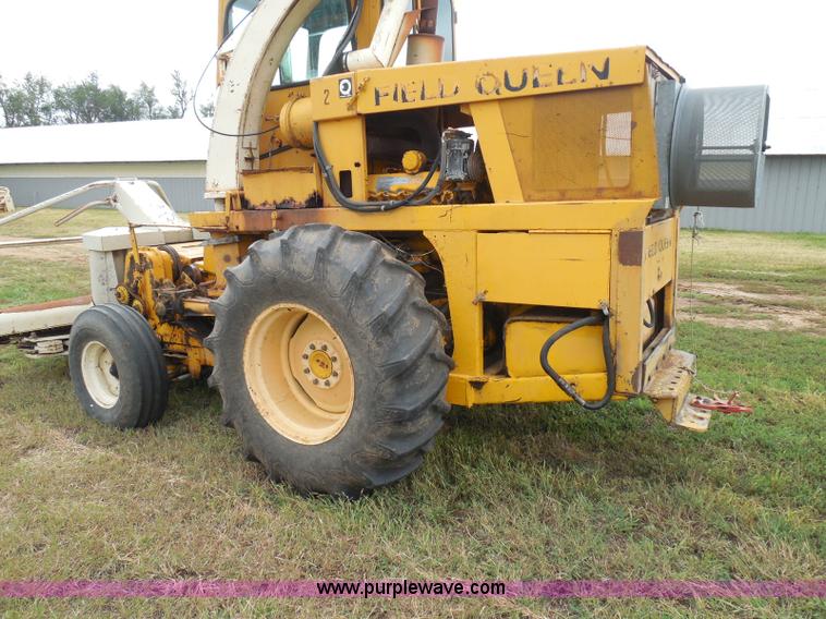 image for item I3326 Field Queen FQ forage harvester